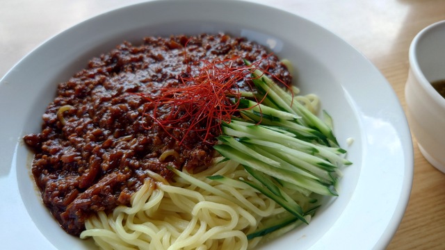 ジャージャー麵