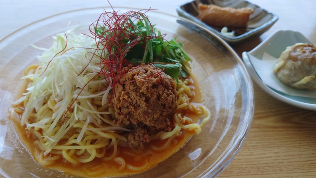 冷やし豆乳担々麺（いなり付）