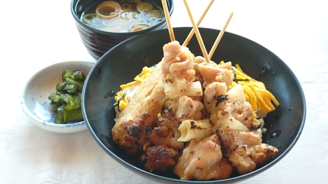 焼き鳥丼