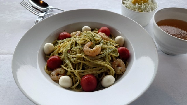 パスタ　ジェノベーゼ