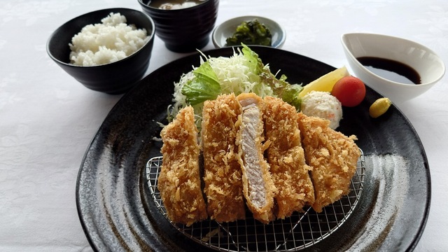 菜の花ポークのロースカツ膳
